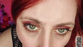 Tu suegra te invita a comerte su concha y cabalgarte la verga honeyplaybox