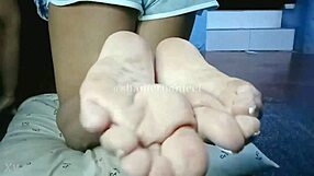 how many cum loads would you shoot onto my meaty filipina soles while edging!