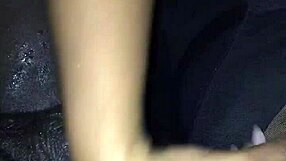 latina giving sloppy head