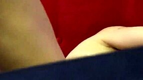 Amber Leah waits in bed, pussy ready