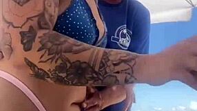 quase transamos na praia lotada