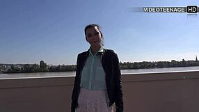 Lovely 19 Years Justine Does Her First Anal Porn Casting