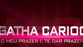 Agatha Carioca Enfiando O Rexona Na Buceta Completo No Red!