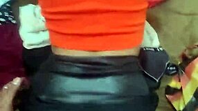 Wife Fucks Delivery Guy Without Condom Apology