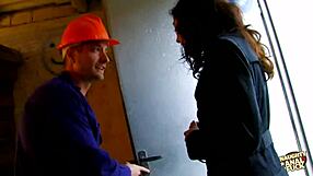 her clit piercing makes me lick her crazy before mindblowing anal