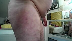 Big Assed Dawnskye Worships Her Ass