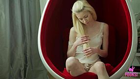 young blondie liz explores ass and pussy with glass dildo