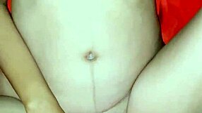 i'm masturbating live with vibrator, neighbor catches me.