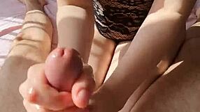 Hot sunny gives an intense handjob to her partner