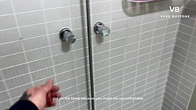 el cornudo de mi marido se demoró y yo me follé a su mejor amigo