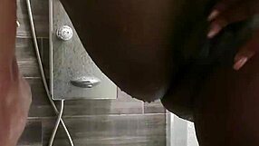 shower play amateurs