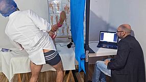 Wife enters ultrasound pregnant by doctor