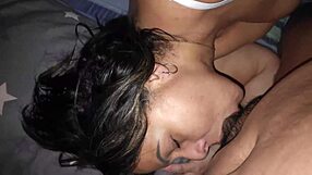 La Mama De Mi Mejor Amigo En Su Habitacion Teasing Big Ass Latina