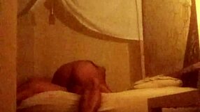 Hermanastra Virgen Coge Con Hermanastro En Cuarto De Hotel