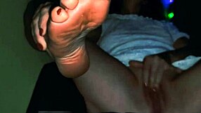 milf's wrinkled soles subtly guiding your homemade jerk off instructions