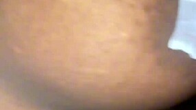 Who wants to play with my big tits and big ass?