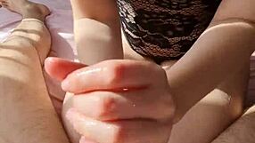 Hot sunny gives an intense handjob to her partner