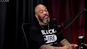 Safada Does Sensual Stripper After DP With Thick Toy