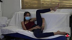 What a ripped jeans fuck fetish!