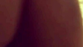 Ya cumpli 18 años y pido un hombre a gritos tengo muchas ganas quiero hacerlo todos los dias