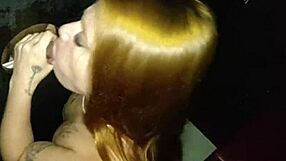 dei e chupei gostoso o pau de um estranho no gloryhole enquanto meu namorado corno filmava tudo