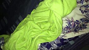 La Mama De Mi Mejor Amigo En Su Habitacion Teasing Big Ass Latina