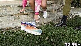 does big ass latin student gizelle blanco fuck hot lesbian teen freya parker?