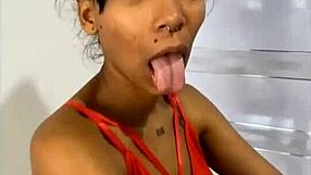 Deep Blowjobs In Guys' Apartment