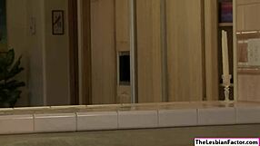 Hot Milf Alexis Fawx Bangs Teen Lesbian!