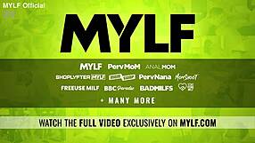 twerking delight with big tits