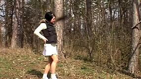 Kate Black fingers her pussy outdoors with emojis 😏🌿