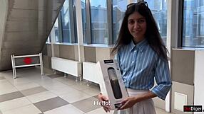 New Svakom Alex Neo 2 Toy Delivers Massive Outdoor Cumshot Explosion After Intense Jerk Off Massage