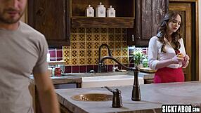 come and fuck me hard like a real slut and lilly bell enjoyed rough sex