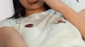 Horny and hot she masturbates for you she knows how to cum in squirts maquinasperfectas