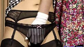 mature british lesbians licking pussy