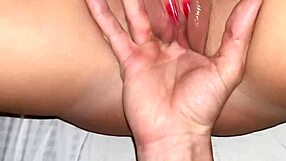 Homemade Amateur Couple Enjoys Blowjob With Handjob And Big Cumshot