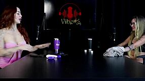 Gostosas strip to show tits and tight pussy then lick each other passionately