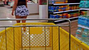Watch this Venezuelan hotwife flash her big ass in the supermarket while her cuckold husband films in Medellin?