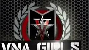 Chunky Maggie Green fingers plump pussy