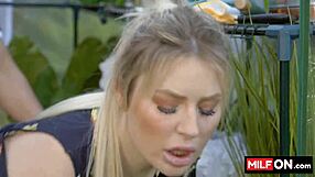 big ass blondie jenna starr fucked in garden with amazing natural tits
