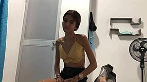 Little stepsister begs to suck dick.