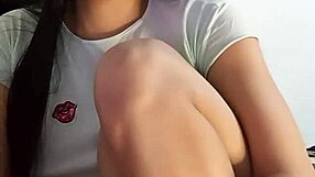 Horny and hot she masturbates for you she knows how to cum in squirts maquinasperfectas