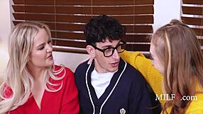 Family Threesome Mixes SLIMTHICK VIC MILF With Nerd Cock