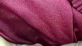 She warms her pissed pussy with hairdryer in toilet fetish play