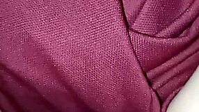 She warms her pissed pussy with hairdryer in toilet fetish play