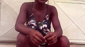 Crazy bitch twerks hard to Nigerian afro music