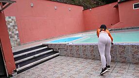 Jogging park meetup turns into wild trainer pussy pounding