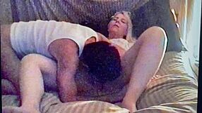 amateur homemade first-time pussy licking muff diving cunilingus closeup