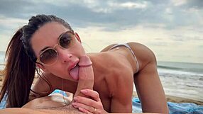 i get off on luiza marcato's beach hardcore facial