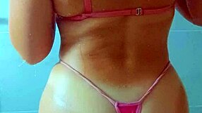 I love watching tanned latina girls shower after beach